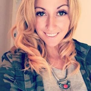 Meet your Posher, Lauren